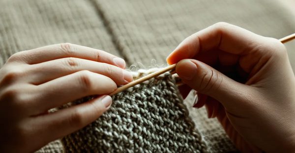 Apprendre le tricot : guide complet pour débutants créatifs